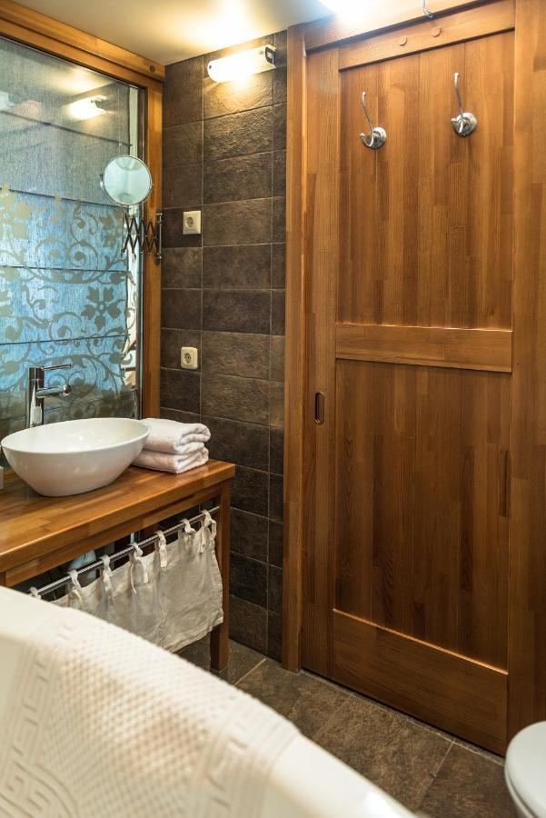 Rozmalas Ceraukste Kamer foto